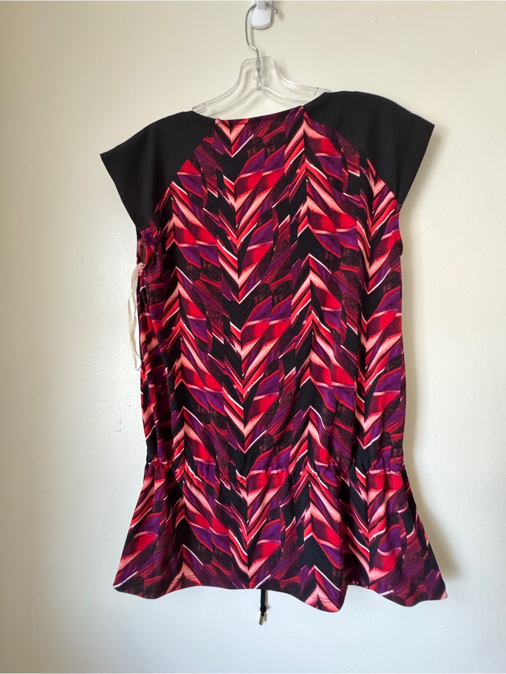 Calvin Klein Abstract Chevron Cowl Neck Tunic Size S - Picture 3 of 5